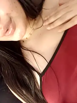 Snapshot of im_here- chatting on December 2024 06:05:01 PM im here- online show from December 2024 06:05:01 PM