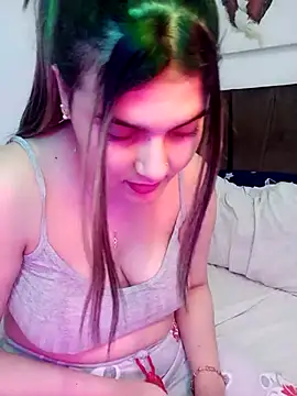 Snapshot of im_here- chatting on November 2025 11:45:01 AM im here- online show from November 2025 11:45:01 AM