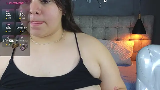 Snapshot of Laia_and_Aloby chatting on November 2025 09:54:01 PM Laia and Aloby online show from November 2025 09:54:01 PM