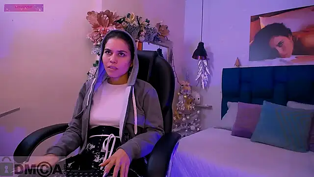 natasha  jackson online show from January 2025 12:46:02 PM