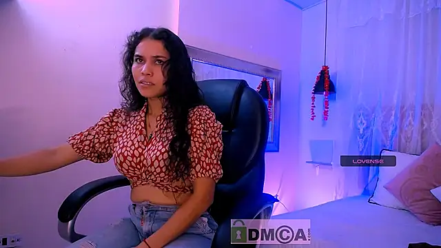 natasha  jackson online show from January 2025 02:03:02 PM