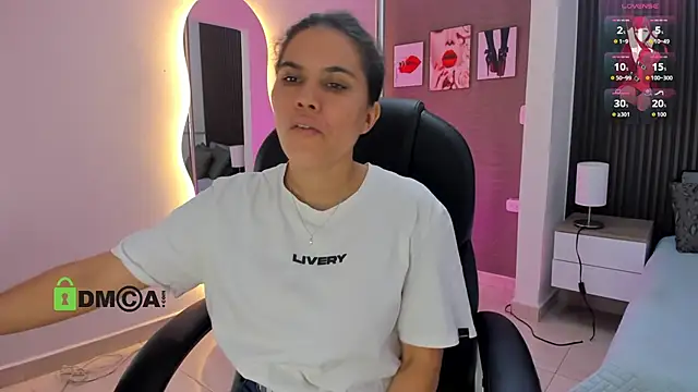 Snapshot of natasha__jackson chatting on January 2026 11:59:02 AM natasha jackson online show from January 2026 11:59:02 AM