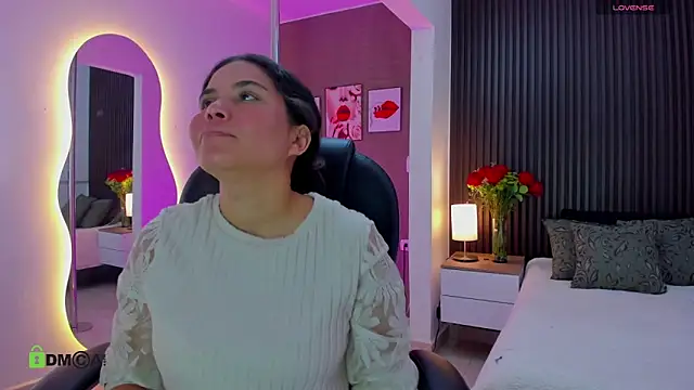 natasha  jackson online show from March 2026 01:28:01 PM