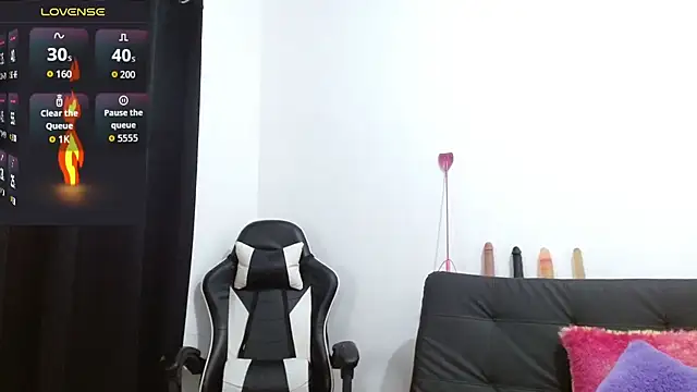 Kiara-Rider online show from November 2025 07:10:01 PM