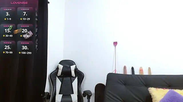 Snapshot of Kiara-Rider chatting on January 2026 04:44:01 PM Kiara-Rider online show from January 2026 04:44:01 PM