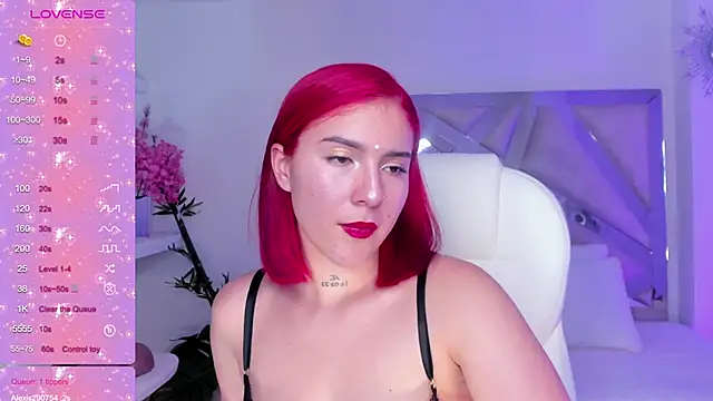 kendaall jenner  online show from February 2025 07:16:01 AM