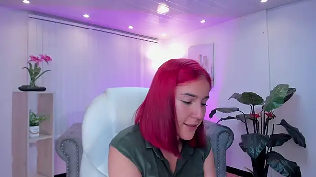 kendaall jenner  online show from February 2025 05:16:01 AM