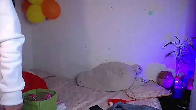 Lu perez online show from November 2025 03:09:02 AM