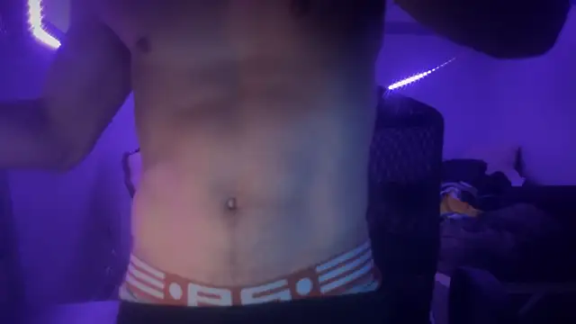 Snapshot of hot_shot_13 chatting on December 2024 02:50:02 PM hot shot 13 online show from December 2024 02:50:02 PM