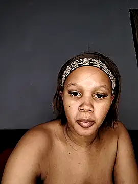 Snapshot of Sego_TeeTee chatting on June 2026 10:23:01 PM Sego TeeTee online show from June 2026 10:23:01 PM