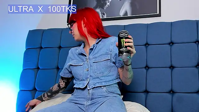 Snapshot of sofia218 chatting on February 2025 07:16:01 PM sofia218 online show from February 2025 07:16:01 PM