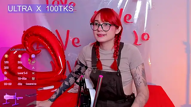 Snapshot of sofia218 chatting on February 2025 04:22:01 PM sofia218 online show from February 2025 04:22:01 PM