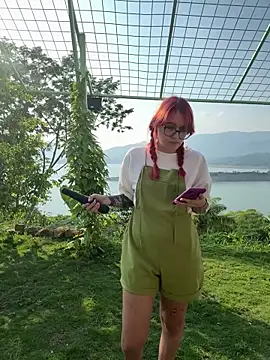 Snapshot of sofia218 chatting on March 2025 09:18:02 PM sofia218 online show from March 2025 09:18:02 PM