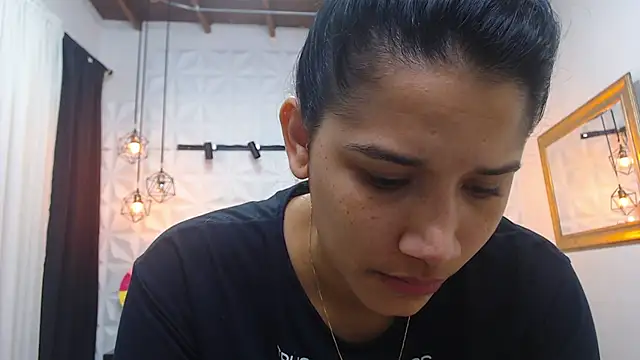 Alison Wiley online show from January 2025 11:43:01 AM