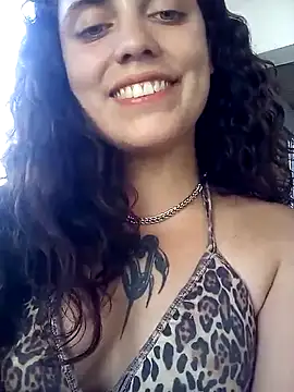 Snapshot of lucylovles chatting on March 2025 07:35:01 PM lucylovles online show from March 2025 07:35:01 PM