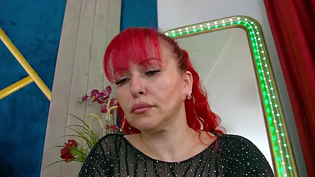 Foxxxy MILF online show from February 2026 04:56:01 AM