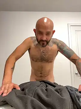 Snapshot of tylergigo chatting on December 2024 04:39:01 AM tylergigo online show from December 2024 04:39:01 AM