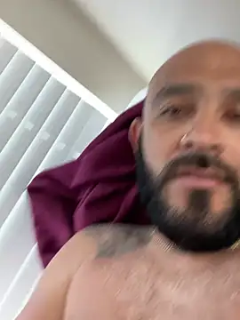 Snapshot of tylergigo chatting on March 2025 06:48:02 PM tylergigo online show from March 2025 06:48:02 PM