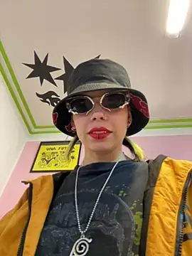 Snapshot of EemaHaruki chatting on January 2025 05:59:02 PM EemaHaruki online show from January 2025 05:59:02 PM