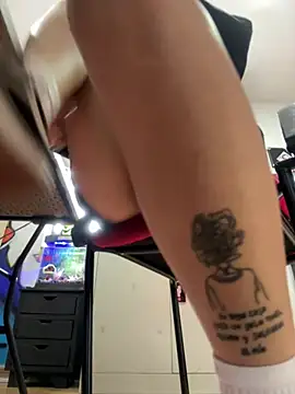 Snapshot of EemaHaruki chatting on February 2025 09:08:02 PM EemaHaruki online show from February 2025 09:08:02 PM