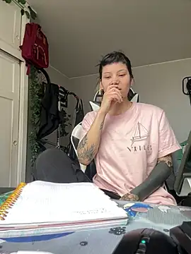 Snapshot of EemaHaruki chatting on February 2025 02:49:01 PM EemaHaruki online show from February 2025 02:49:01 PM