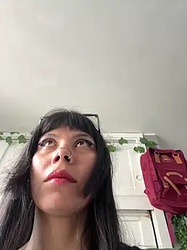 Snapshot of EemaHaruki chatting on September 2025 07:37:02 PM EemaHaruki online show from September 2025 07:37:02 PM