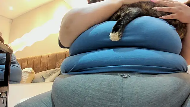 Alisson am online show from November 2025 11:20:02 AM