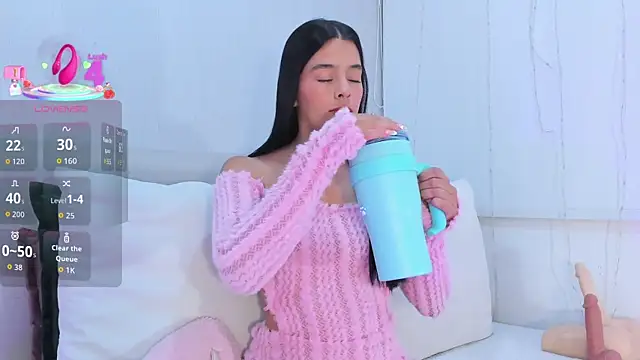 Snapshot of Isaa_Queen chatting on November 2025 07:49:02 PM Isaa Queen online show from November 2025 07:49:02 PM