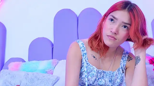 Snapshot of AlliciaKim chatting on March 2026 07:33:01 PM AlliciaKim online show from March 2026 07:33:01 PM