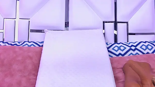 Snapshot of AlliciaKim chatting on March 2026 11:48:02 AM AlliciaKim online show from March 2026 11:48:02 AM