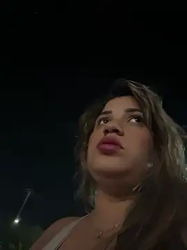 perlita05 online show from February 2026 01:10:02 AM