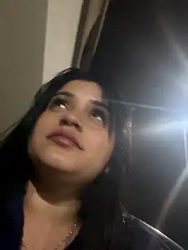 perlita05 online show from March 2026 12:27:02 AM