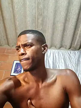 Snapshot of MAXIMO_JHONS chatting on February 2026 05:06:01 AM MAXIMO JHONS online show from February 2026 05:06:01 AM