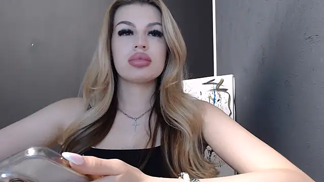 Snapshot of Your_Jessy chatting on July 2026 01:40:02 PM Your Jessy online show from July 2026 01:40:02 PM