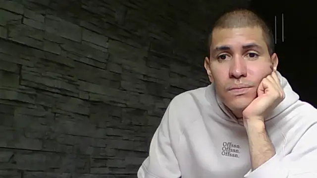 Snapshot of Sexylatin64 chatting on June 2026 03:12:01 PM Sexylatin64 online show from June 2026 03:12:01 PM