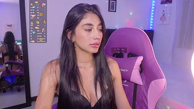 JulietaCheerr online show from April 2026 11:46:02 PM