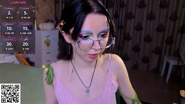 Snapshot of Nora_Failure chatting on February 2026 03:55:01 PM Nora Failure online show from February 2026 03:55:01 PM