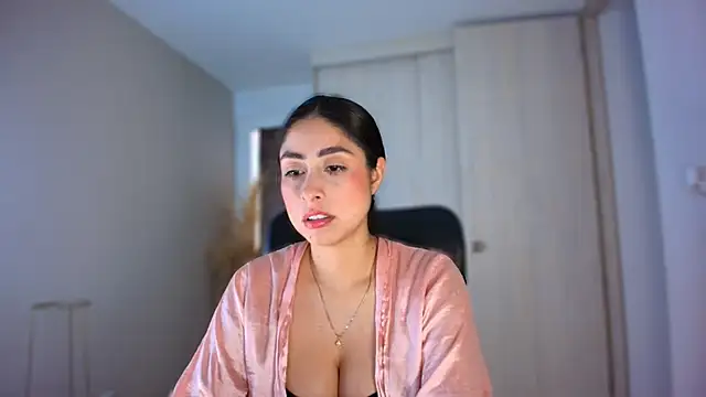 auroracaruso11 online show from July 2026 09:28:02 PM