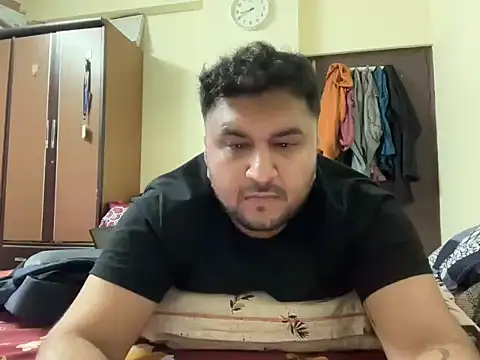 Snapshot of gauravgay93 chatting on January 2025 03:11:02 PM gauravgay93 online show from January 2025 03:11:02 PM