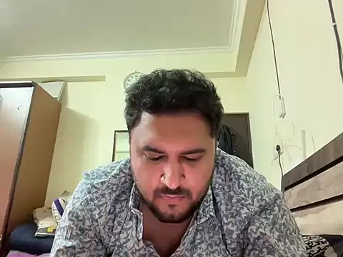 Snapshot of gauravgay93 chatting on February 2025 03:10:01 PM gauravgay93 online show from February 2025 03:10:01 PM