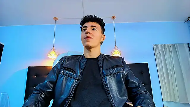 Lobo 17  online show from January 2025 07:00:01 AM