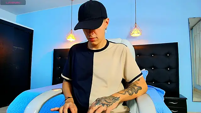 Lobo 17  online show from February 2025 03:42:01 AM