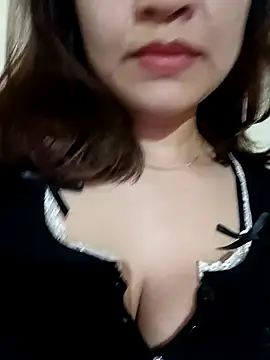 Snapshot of AssAsiancute chatting on February 2025 06:13:01 PM AssAsiancute online show from February 2025 06:13:01 PM