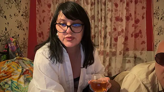 Snapshot of StellarTeam chatting on January 2025 10:12:01 PM StellarTeam online show from January 2025 10:12:01 PM