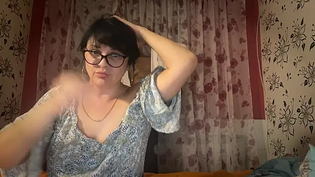 Snapshot of StellarTeam chatting on October 2025 09:59:01 PM StellarTeam online show from October 2025 09:59:01 PM