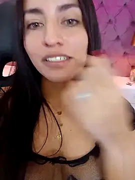 Snapshot of GISELA_RODRIGUEZ chatting on February 2025 03:10:01 PM GISELA RODRIGUEZ online show from February 2025 03:10:01 PM