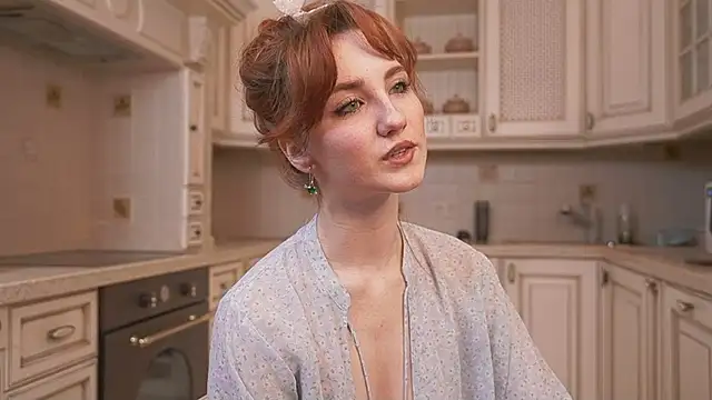 EsmaCrumbley online show from February 2025 04:18:02 AM