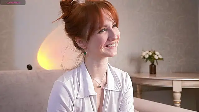 EsmaCrumbley online show from March 2025 05:12:01 AM