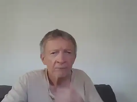 Snapshot of naturiste974 chatting on March 2025 08:04:01 AM naturiste974 online show from March 2025 08:04:01 AM