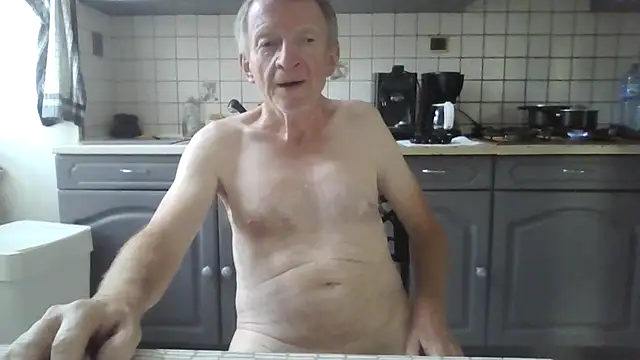 naturiste974 online show from June 2026 05:28:01 PM